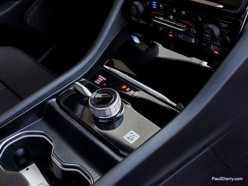 New 2025 Jeep Grand Cherokee Limited w/ Luxury Tech Group II image 37