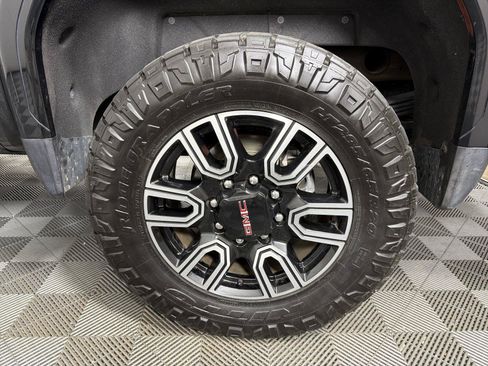 Certified 2023 GMC Sierra 2500 AT4 w/ AT4 Preferred Package AWD/4WD image 18