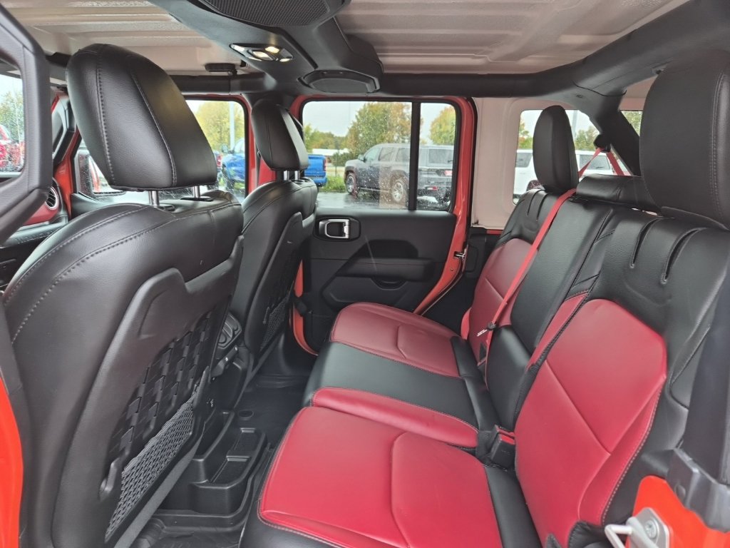 Used 2023 Jeep Wrangler Unlimited Rubicon 4xe AWD/4WD image 14