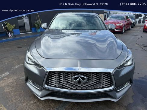 Used 2018 INFINITI Q60 3.0t Luxe image 5