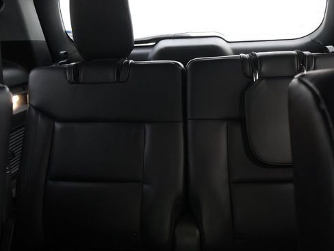 Used 2022 Ford Explorer XLT w/ Equipment Group 202A image 30