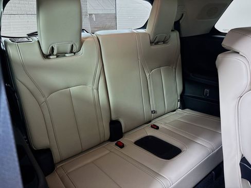 Used 2023 INFINITI QX60 Luxe w/ Cargo Package FWD image 28