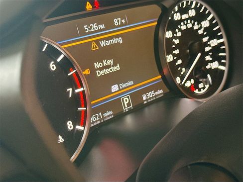 Used 2024 Nissan Altima 2.5 SR w/ SR Premium Package image 10