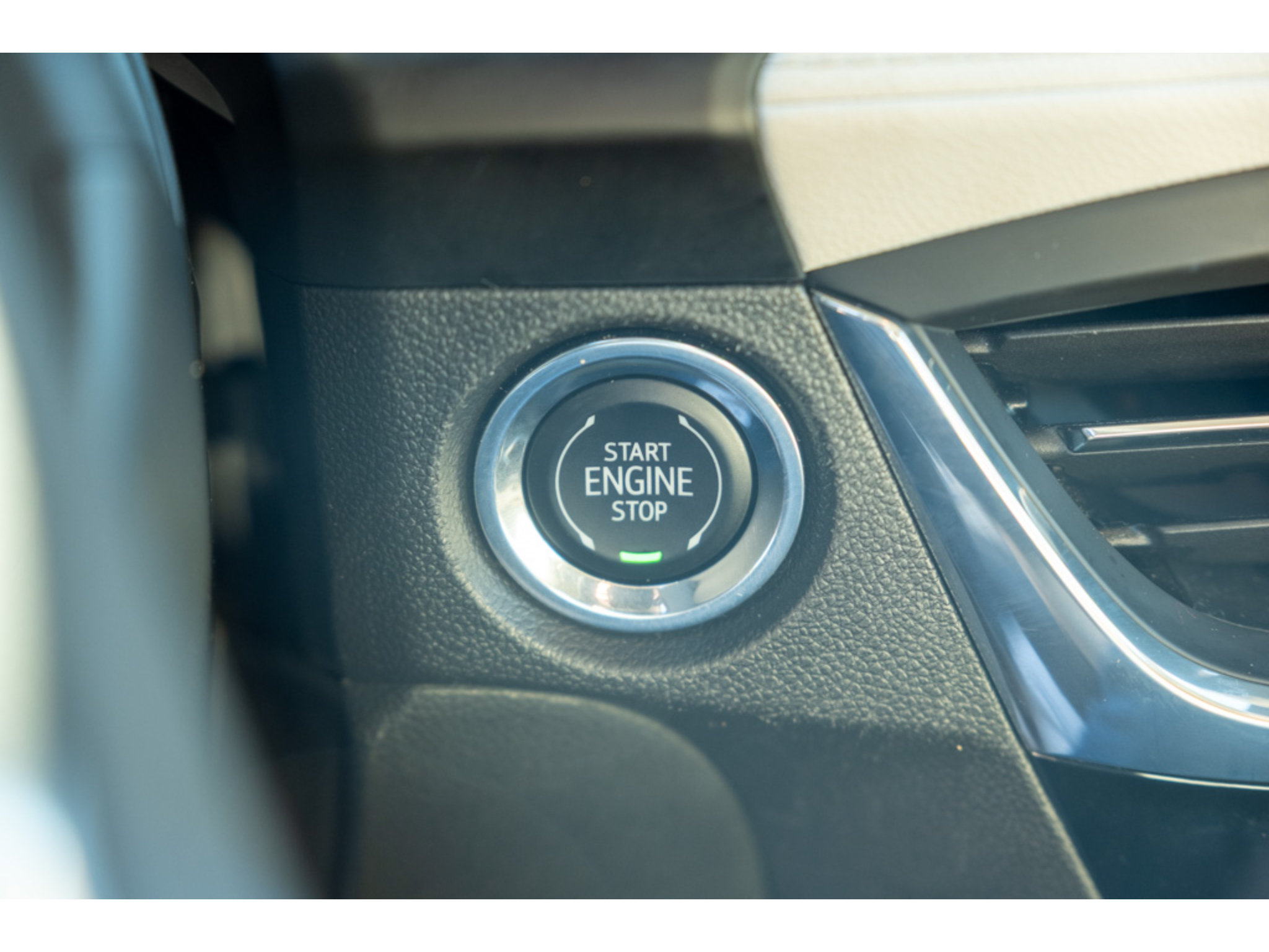 Used 2025 Buick Encore GX Sport Touring w/ Comfort Package AWD/4WD image 29