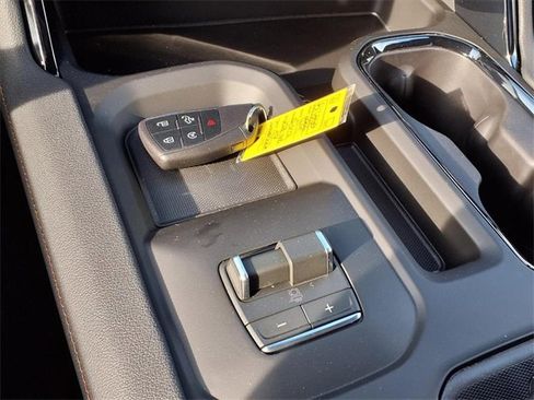 New 2026 GMC Sierra 2500 AT4 image 9