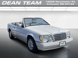 Used 1994 Mercedes-Benz E 320 Convertible video 1