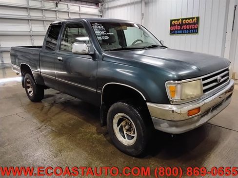 Used 1996 Toyota T100 SR5 image 1