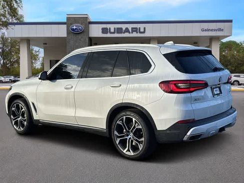 Used 2021 BMW X5 xDrive40i w/ Premium Package 3 AWD/4WD image 4