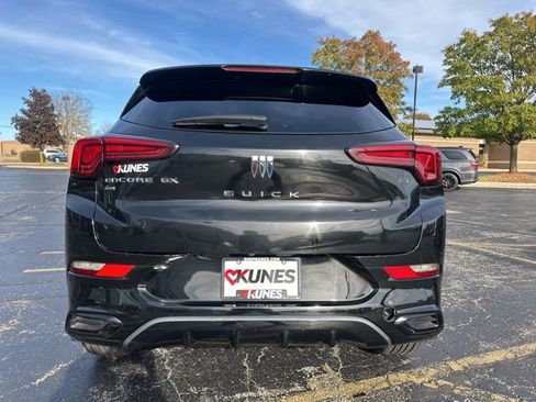 Used 2024 Buick Encore GX Sport Touring image 13