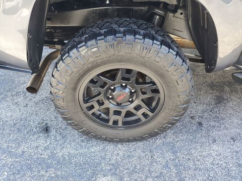 Used 2021 Toyota Tacoma SR image 7