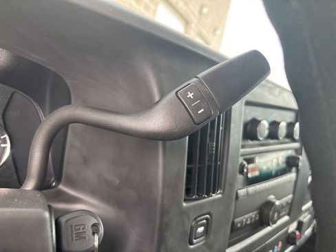 New 2025 Chevrolet Express 3500 w/ Power Convenience Package image 32