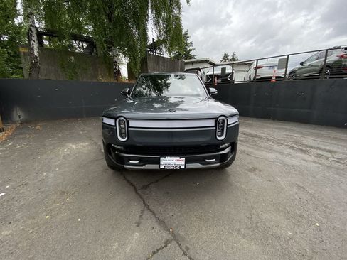 Used 2022 Rivian R1T Adventure AWD/4WD image 9