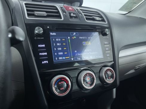 Used 2017 Subaru Forester 2.5i Premium w/ All-Weather Package image 18