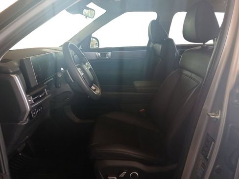 Certified 2025 Hyundai Santa Fe SEL FWD image 9