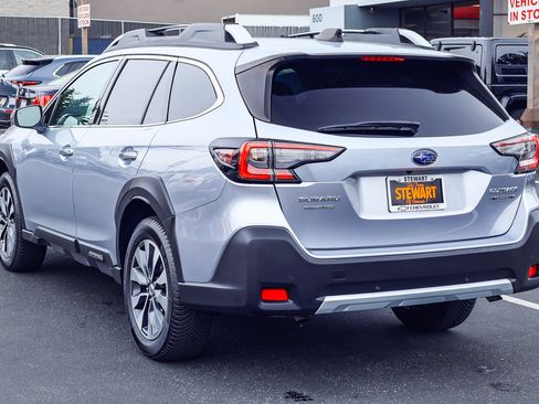 Used 2023 Subaru Outback Touring XT AWD/4WD image 22