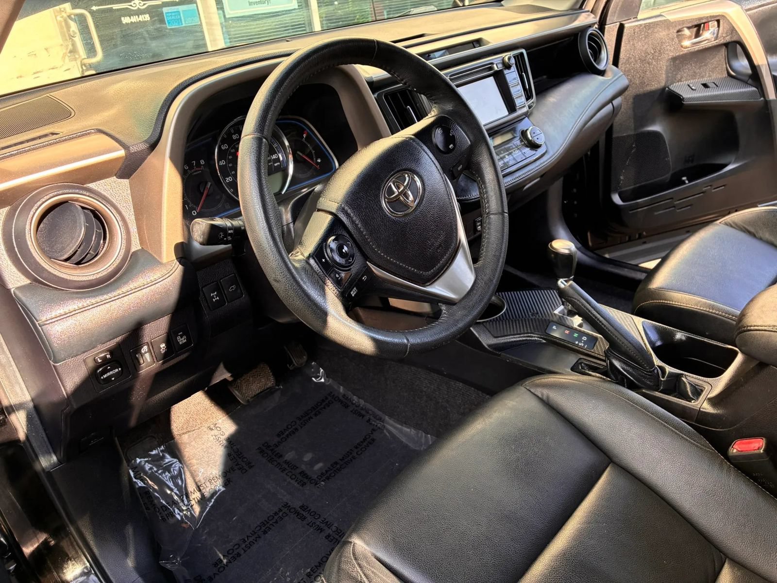 Used 2015 Toyota RAV4 Limited w/ Technology Package AWD/4WD image 16