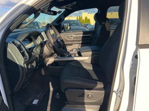 New 2026 RAM 1500 4x4 Crew Cab image 19