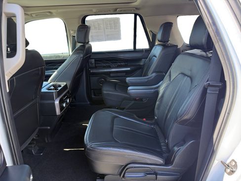 Certified 2021 Ford Expedition Max Platinum AWD/4WD image 16