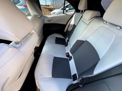 Used 2022 Toyota Corolla XSE FWD image 15