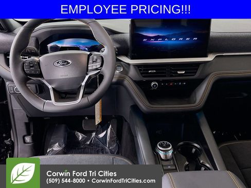 New 2026 Ford Explorer Tremor w/ Tremor Ultimate Package AWD/4WD image 28