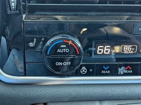 Certified 2024 Nissan Rogue Platinum w/ Platinum Premium Package image 33