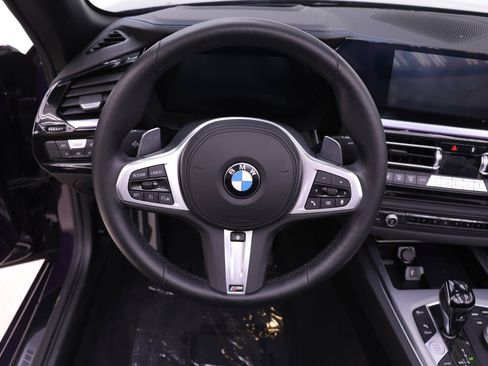 Used 2023 BMW Z4 M40i w/ Premium Package image 18