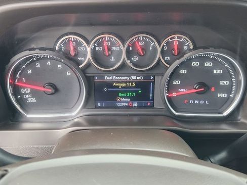 Used 2021 Chevrolet Silverado 1500 LT w/ Z71 Off-Road Package AWD/4WD image 15
