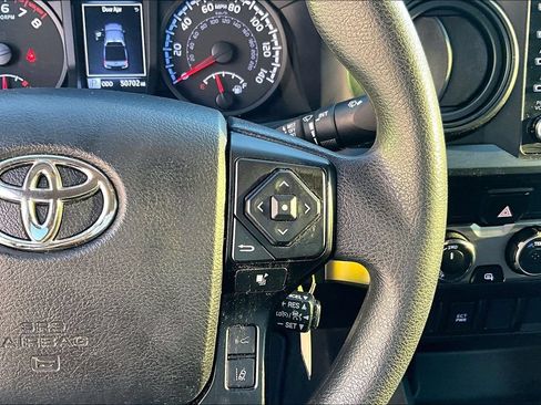 Used 2022 Toyota Tacoma SR AWD/4WD image 26