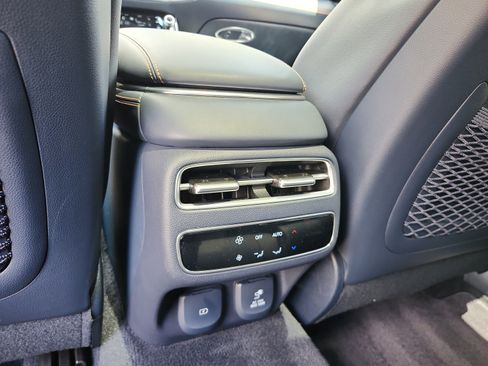 Used 2026 Genesis GV70 2.5T Sport Prestige AWD/4WD image 18