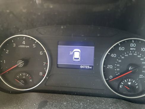 Used 2022 Kia Seltos EX image 11