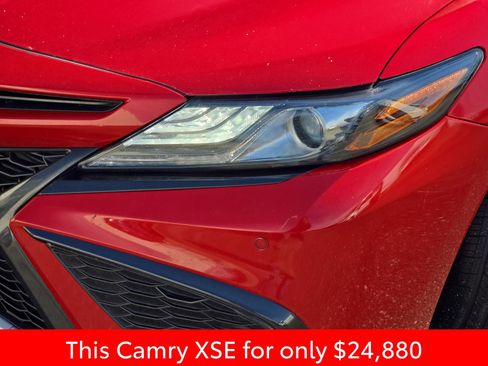 Used 2022 Toyota Camry XSE w/ Navigation Package image 38
