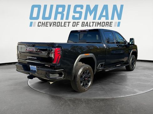 Used 2024 GMC Sierra 2500 AT4 w/ AT4 Preferred Package image 6