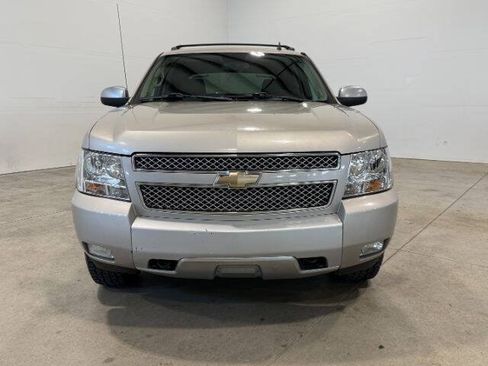 Used 2008 Chevrolet Avalanche LTZ AWD/4WD image 3