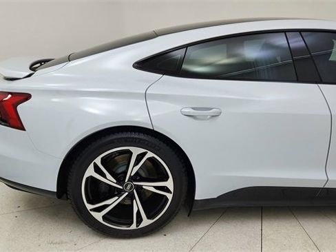 Used 2023 Audi e-tron GT Premium Plus w/ Performance Package image 12