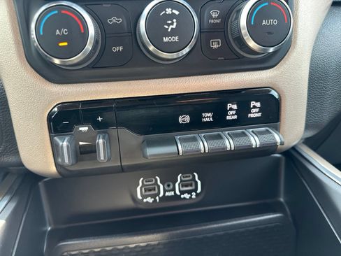 Used 2021 RAM 2500 Laramie AWD/4WD image 73