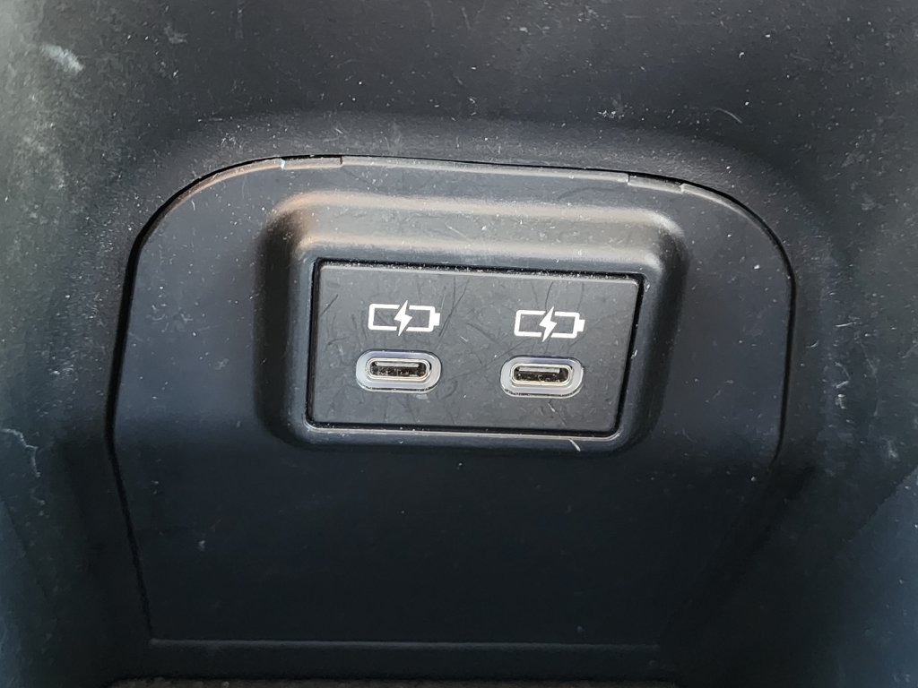 Used 2022 Toyota RAV4 XLE FWD image 26
