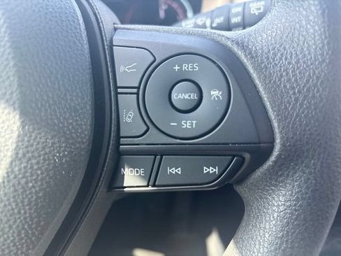 Used 2024 Toyota RAV4 XLE w/ Convenience Package FWD image 16