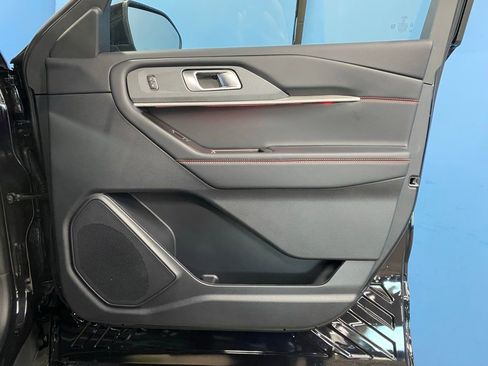 New 2026 Ford Explorer ST-Line w/ ST-Line Street Pack image 52