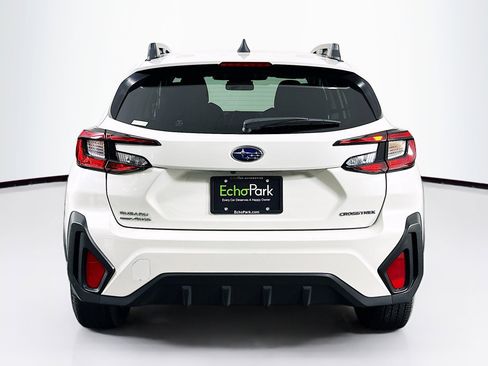 Used 2024 Subaru Crosstrek 2.0i Premium image 7