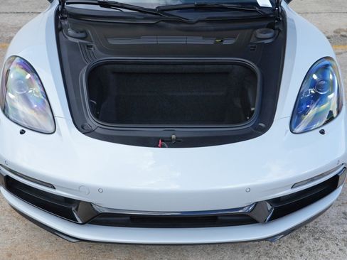 Used 2025 Porsche 718 Boxster GTS RWD image 8