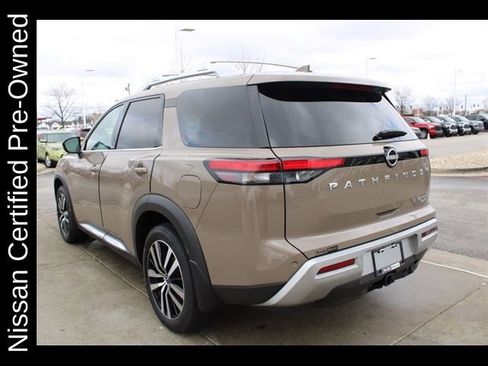 Certified 2023 Nissan Pathfinder Platinum AWD/4WD image 5