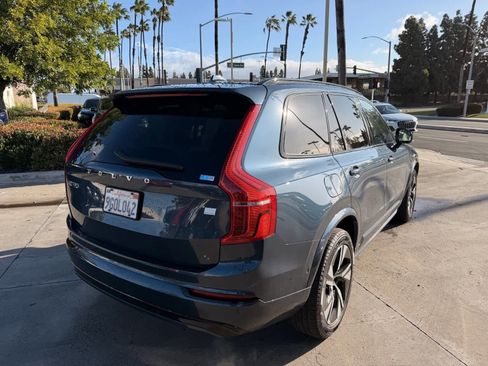 Used 2023 Volvo XC90 T8 Plus image 8