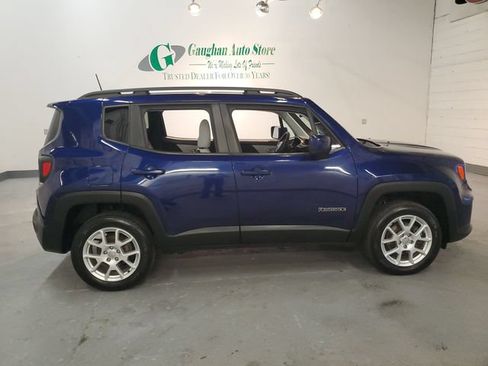 Used 2019 Jeep Renegade Latitude w/ Popular Equipment Group AWD/4WD image 8