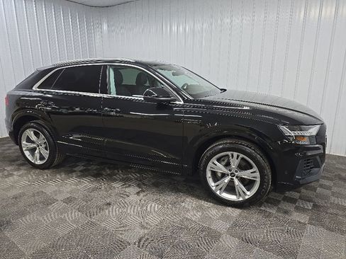 Used 2023 Audi Q8 Premium Plus w/ Premium Plus Package AWD/4WD image 1