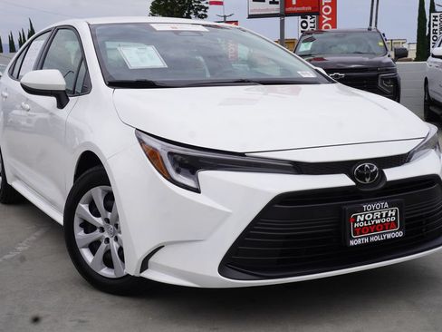 Certified 2026 Toyota Corolla LE FWD image 2