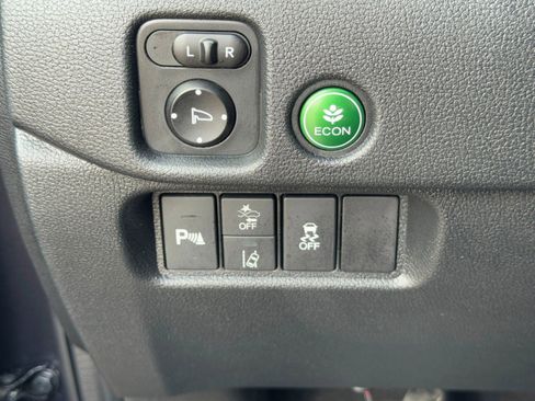 Used 2021 Honda Pilot Touring image 18