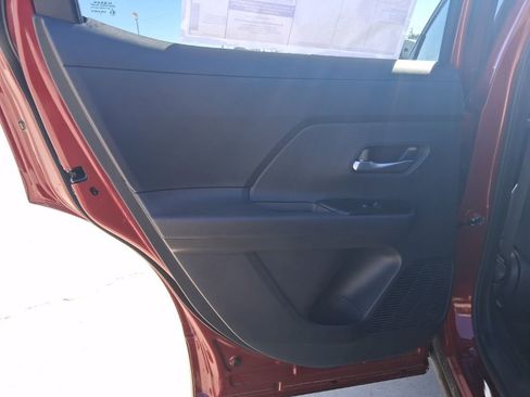 New 2026 Nissan Kicks SV w/ SV Premium Package FWD image 25