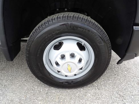 Used 2026 Chevrolet Silverado 3500 W/T AWD/4WD image 65