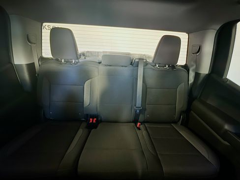 Used 2023 Chevrolet Silverado 1500 Custom image 29