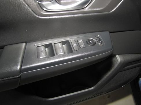 Certified 2024 Honda CR-V EX image 11